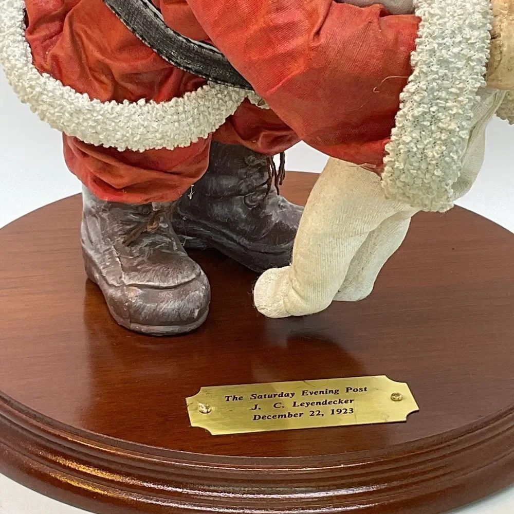 Clothtique Santa and Child Sculpture - Saturday Evening Post